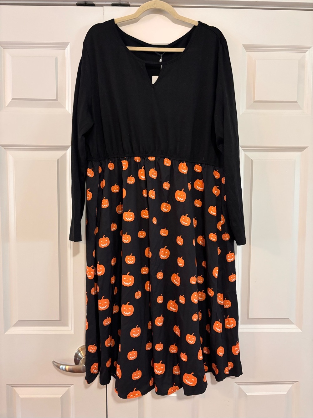 BloomChic Black and Orange Pumpkin Print women’s Halloween Dress